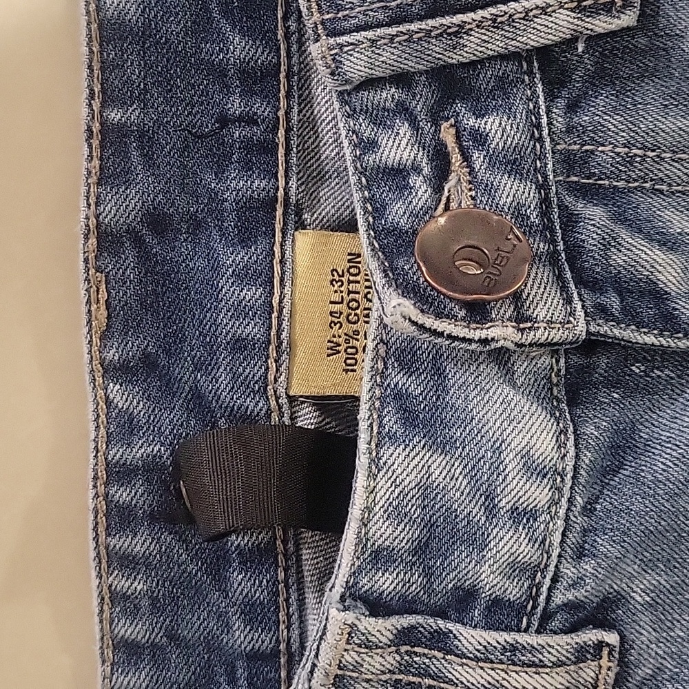 Level 7 Jeans - Picture 2 of 4